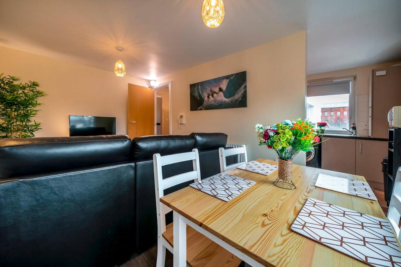 1 Bd Apt In Historical W Belfast Close To Centre Exteriér fotografie